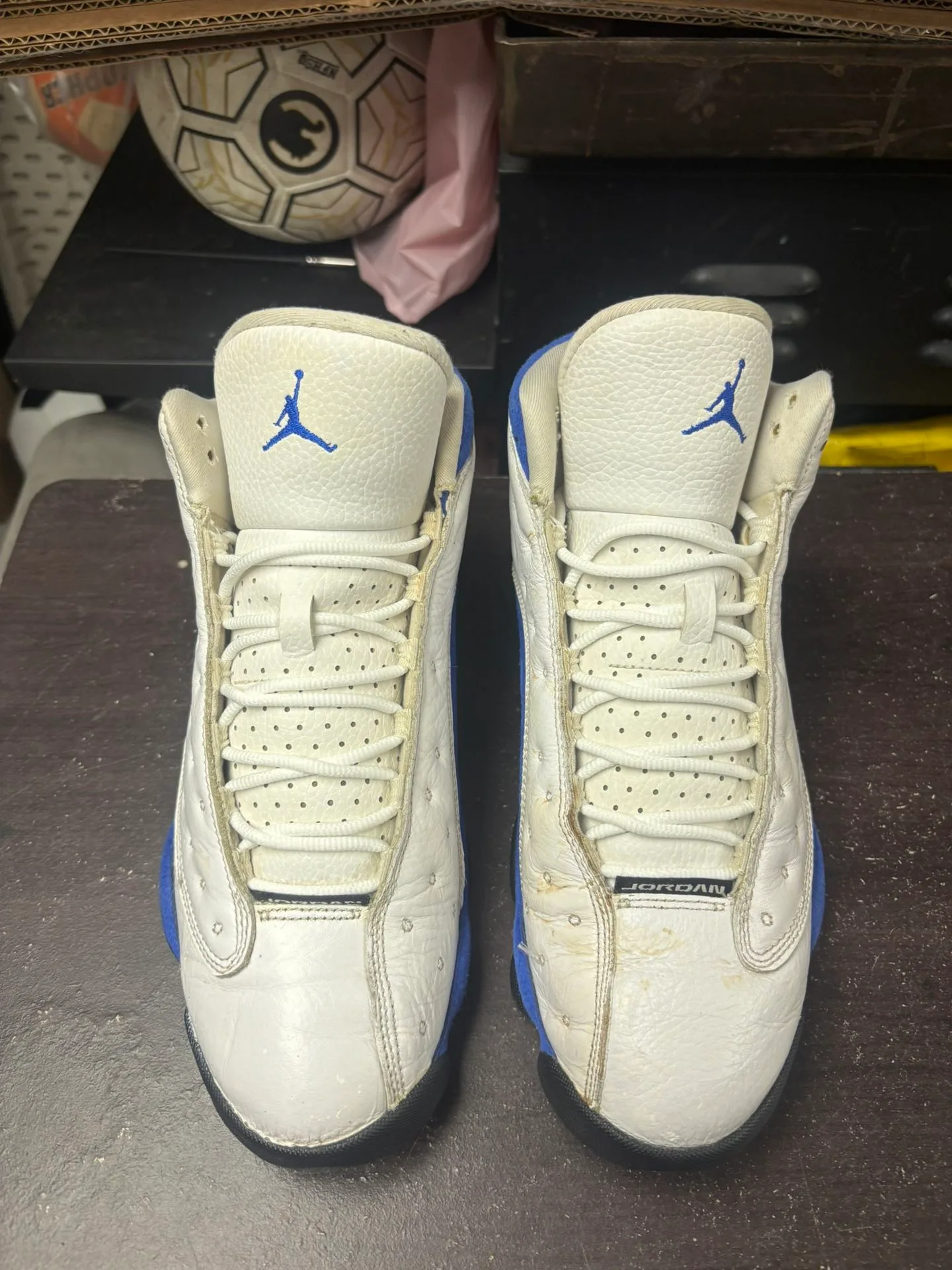 Air Jordan 13 Hyper Royal image indicator(2)