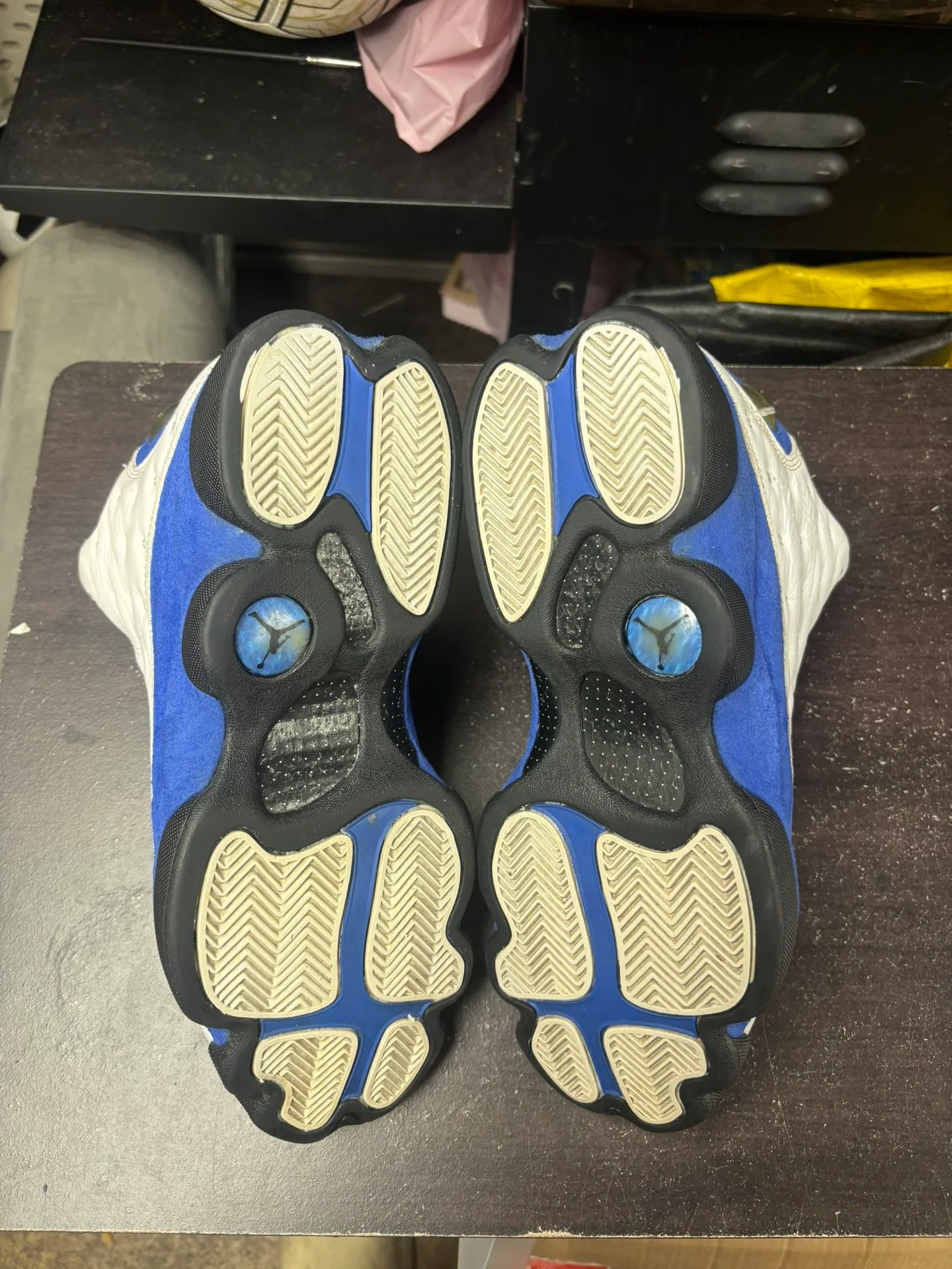 Air Jordan 13 Hyper Royal image indicator(3)