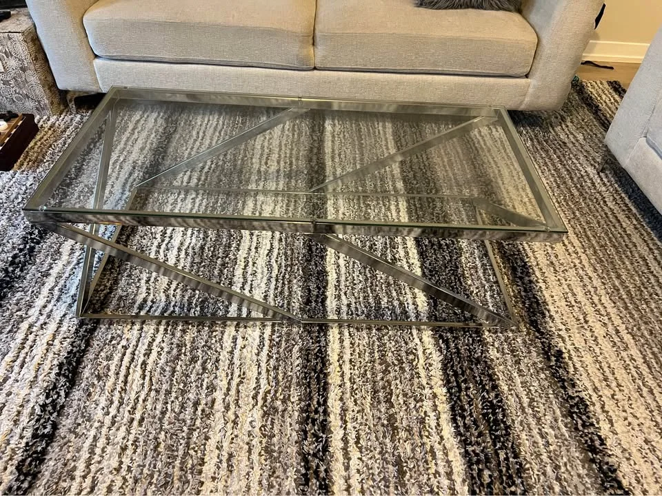 Modern Glass Coffee Table – Excellent Condition image indicator(3)
