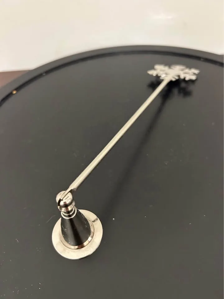 Christmas Decor Snowflake Candle Snuffer – Metal Winter Accent image indicator(2)