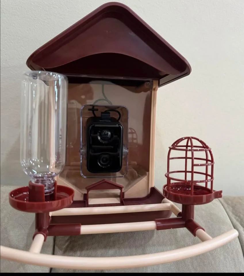 Brand New - Bird Feeder with Camera Solar Powered image indicator(4)