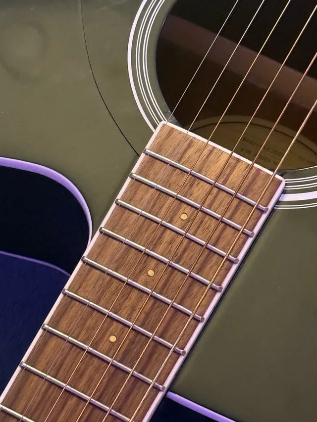 Fender Acoustic-Electric Guitar – Mint Condition image indicator(2)