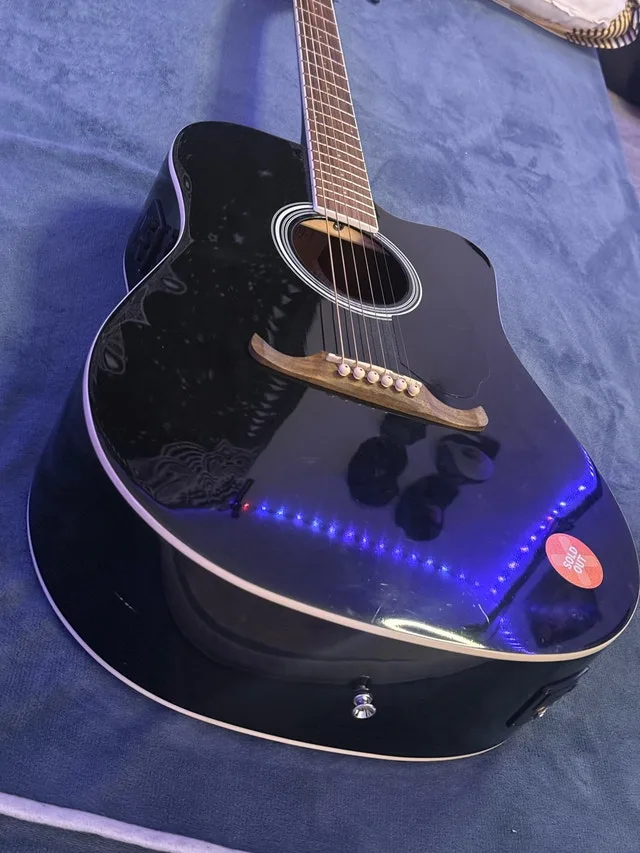 Fender Acoustic-Electric Guitar – Mint Condition image indicator(7)