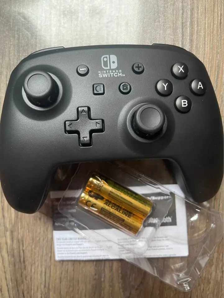 PowerA Wireless Nintendo Switch Controller - Midnight image indicator(2)