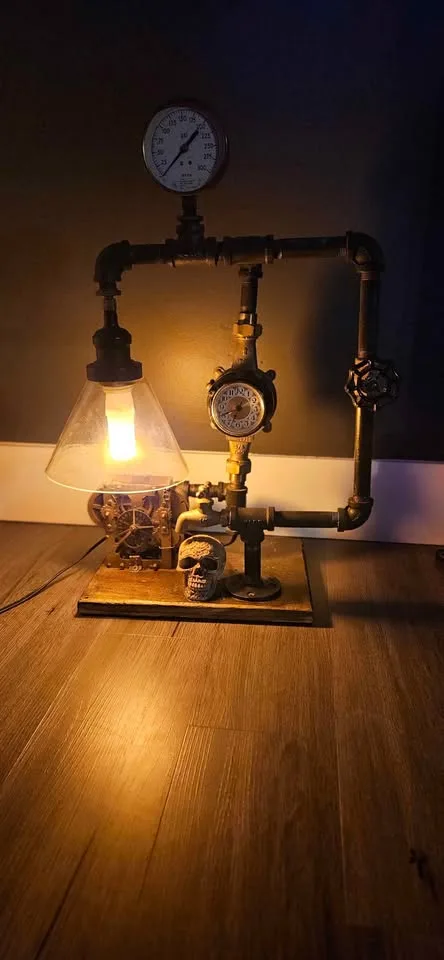 Handmade Steampunk Lamp image indicator(7)