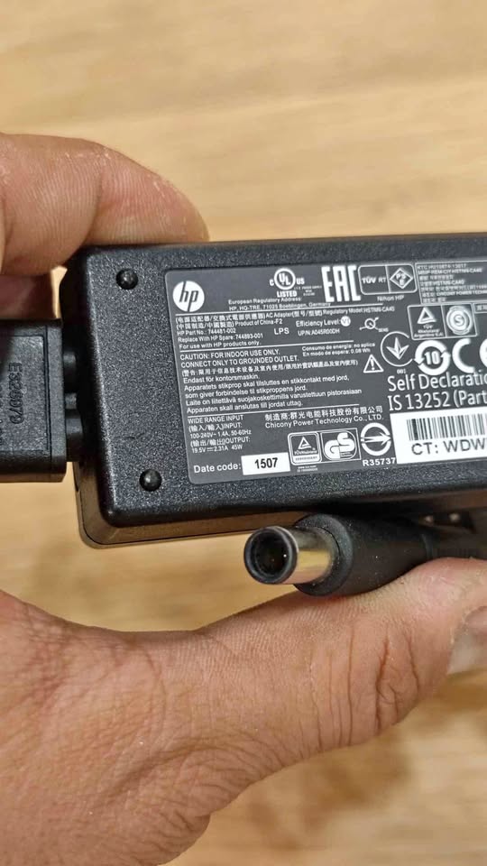 HP laptop charger