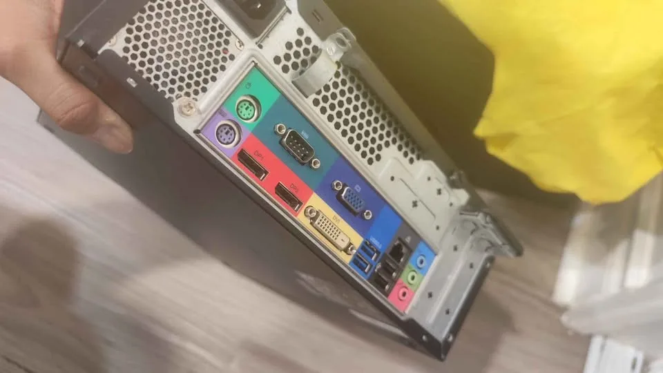 Acer veriton (i3, 8gb, 1tb) image indicator(2)