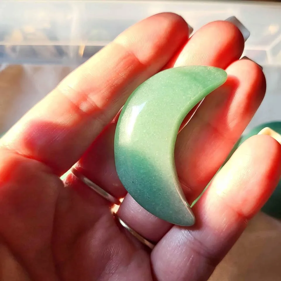 Crystals - Green Aventurine Crescent Moon thumbnail