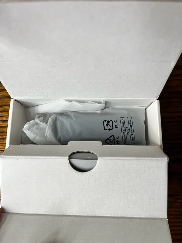 UGREEN 5 in 1 HDMI Switch 4K 60 image indicator(5)