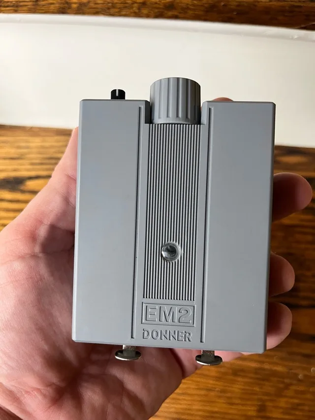 Donner EM2 Amplifier image indicator(4)