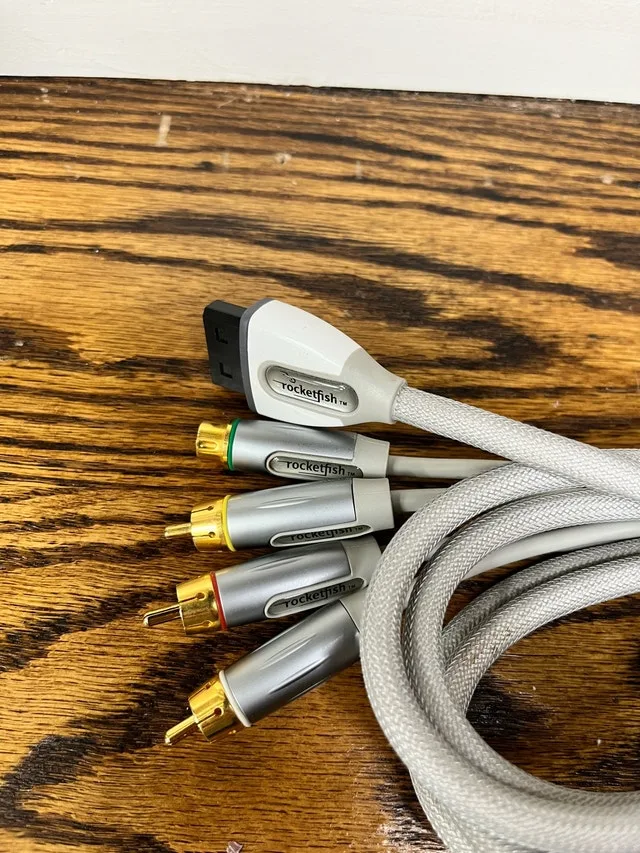 Rocketfish svideo Cable for Nintendo Wii