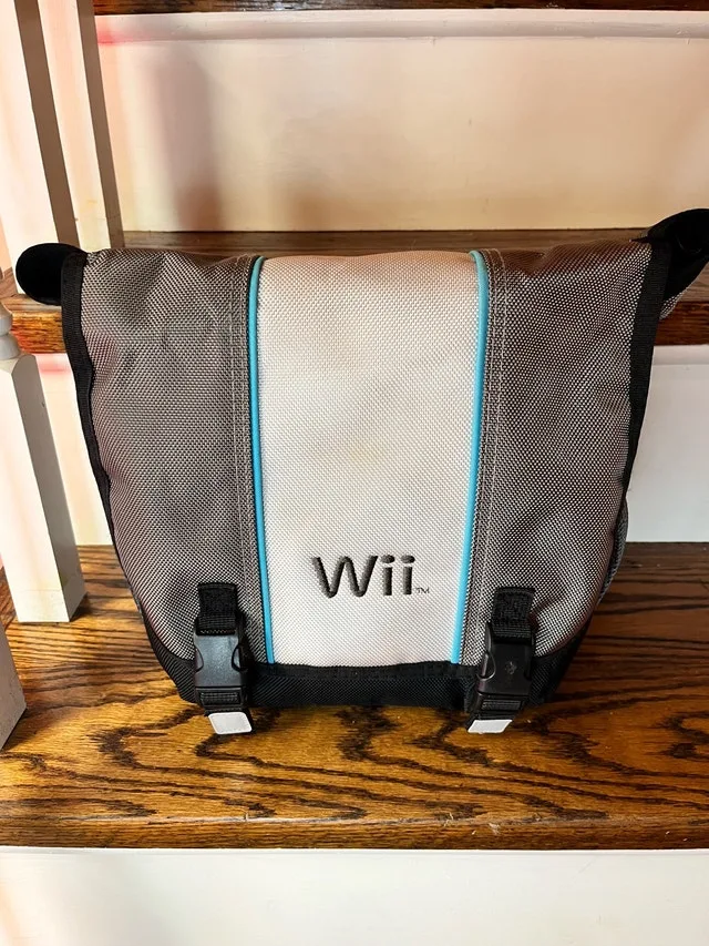 Nintendo Wii Carrying Bag