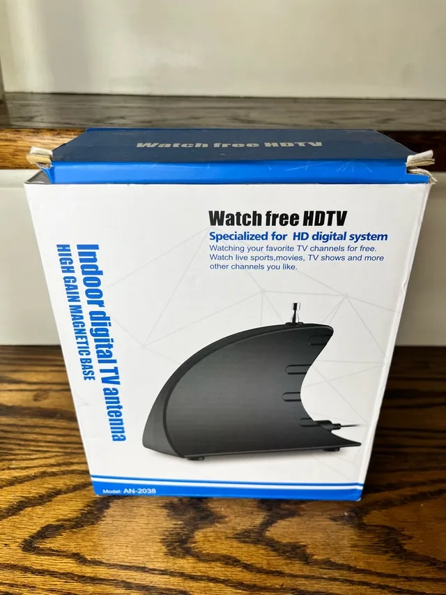 High gain digital HDTV Antenna