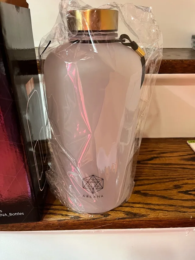 ARCANA 74oz Water Bottle With Time Markers BPA free image indicator(5)