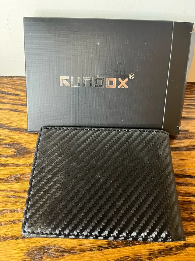 Runbox RFID blocking Wallet image indicator(2)