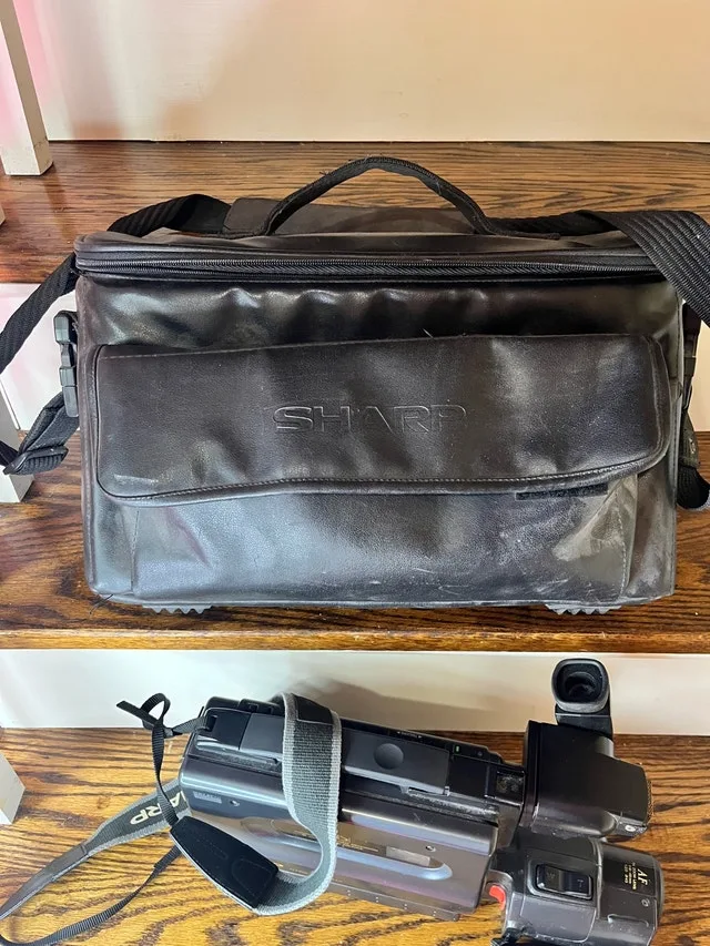 Sharp VL-L30 Camcorder As Is for parts or repair image indicator(5)