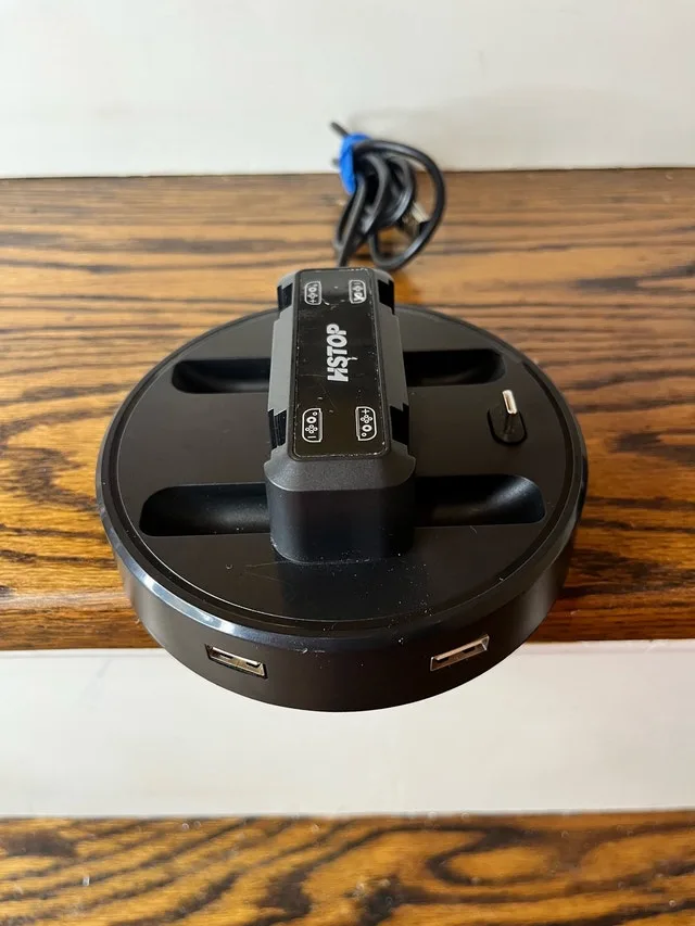 Nintendo Switch Joy-Con Controller Charging Station image indicator(4)
