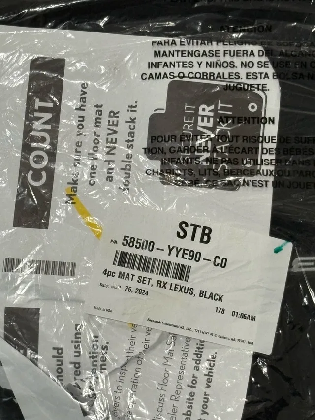 2024 Lexus RX floor Mates image indicator(2)