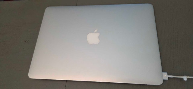 Apple MacBook Air (2013)