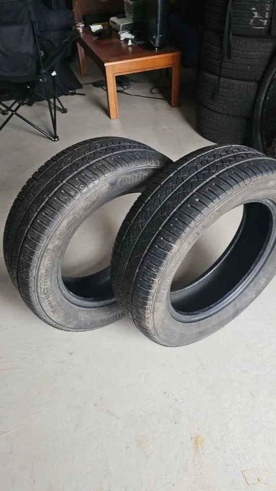 2 Continental Top Tires 205/60/R16 perfect for rear