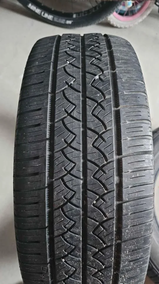 2 Continental Top Tires 205/60/R16 perfect for rear image indicator(4)