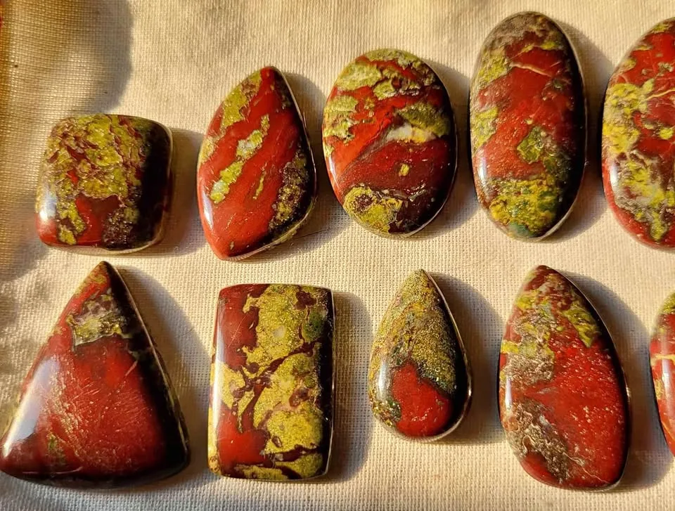 Crystals - Dragon Bloodstone Cabochons thumbnail