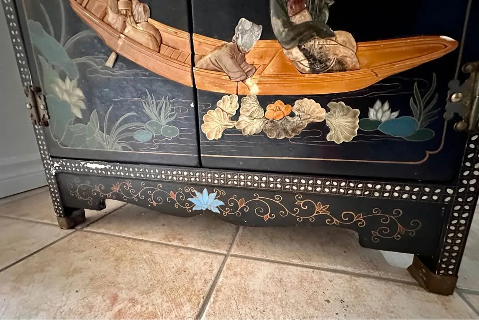 Rare Vintage Chinese Ming Lacquered Alter Cabinet image indicator(5)