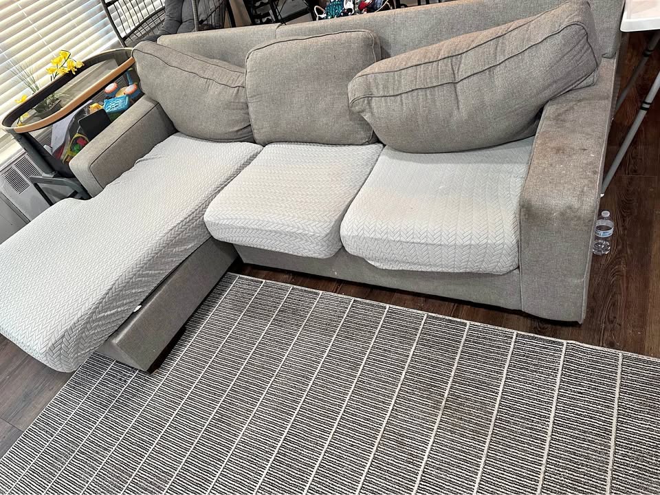 Sectional seat