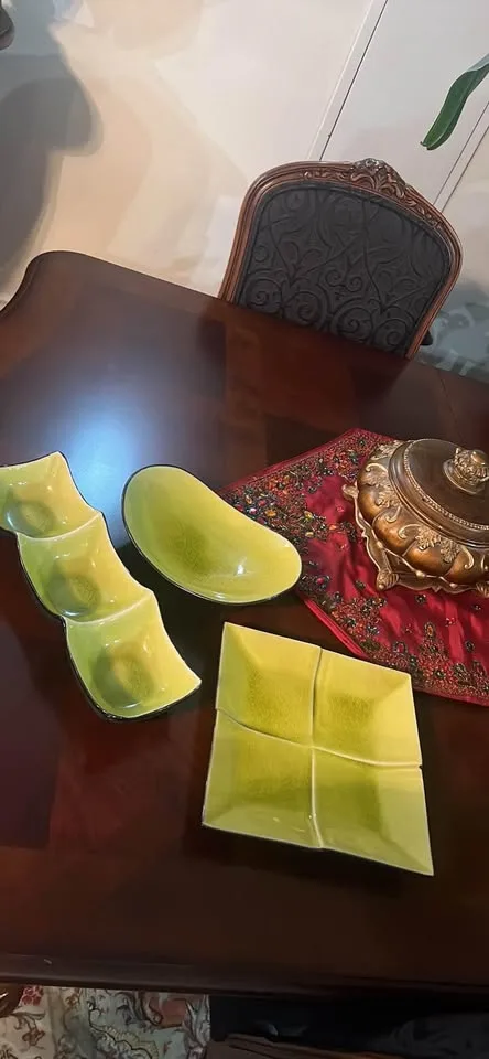 Decor and serving dishes image indicator(2)