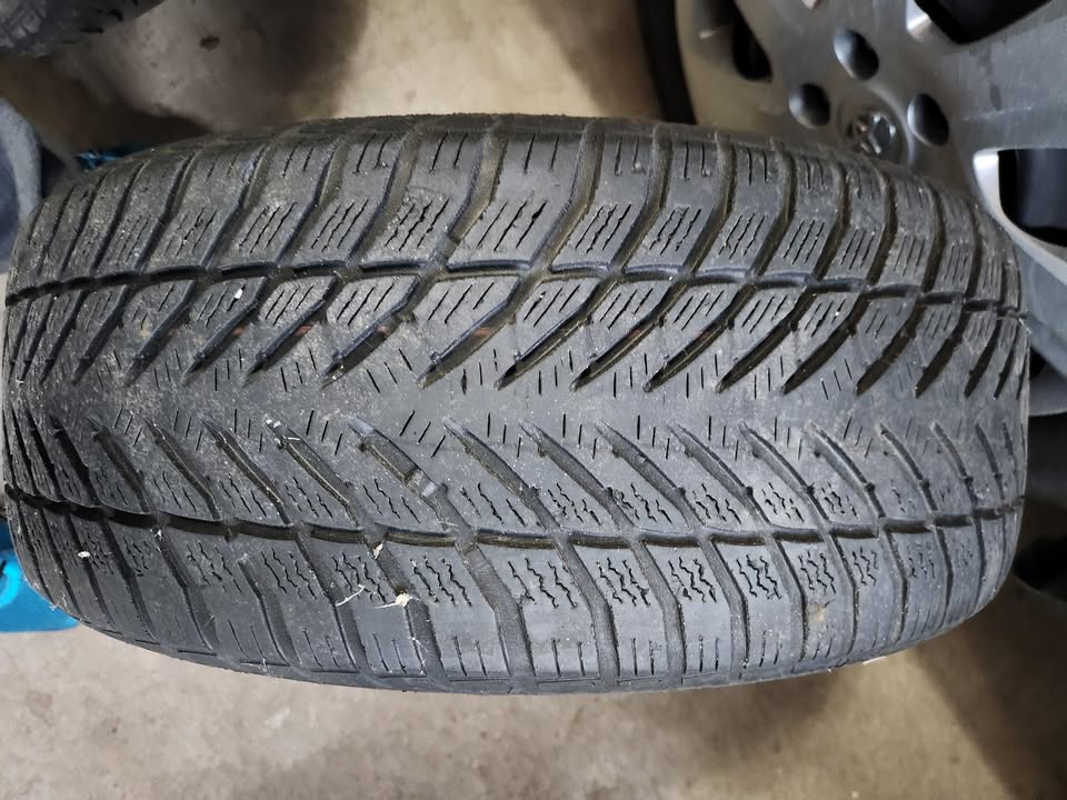 195 55 15 - Full set of 4 Snow Tires with Rims - 5 Bolt Pattern - photo 2