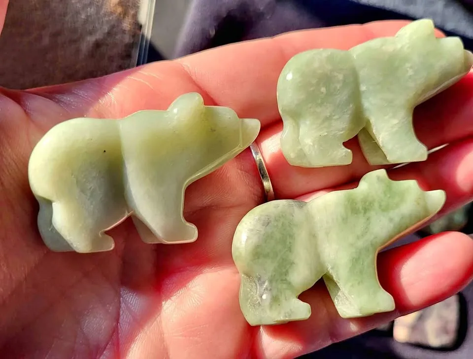 Jade Zuni Bear Beads - 3 available thumbnail