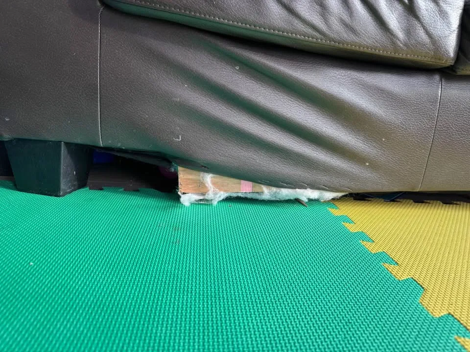 Sectional Sofa image indicator(4)