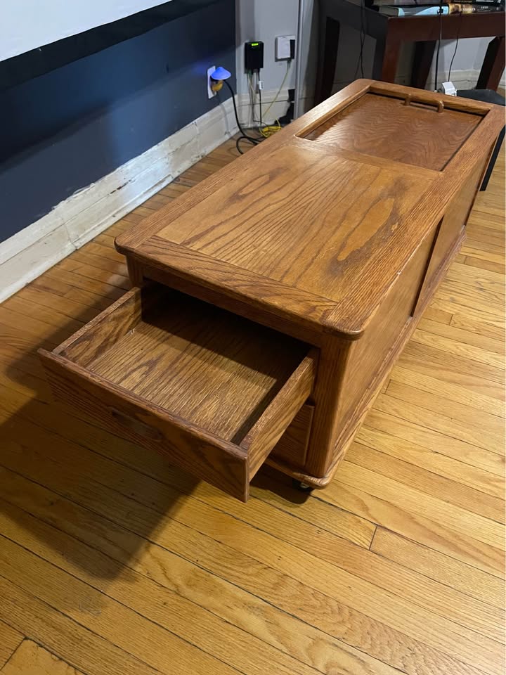 Vintage Solid Wood Rolling Storage trunk - photo 5