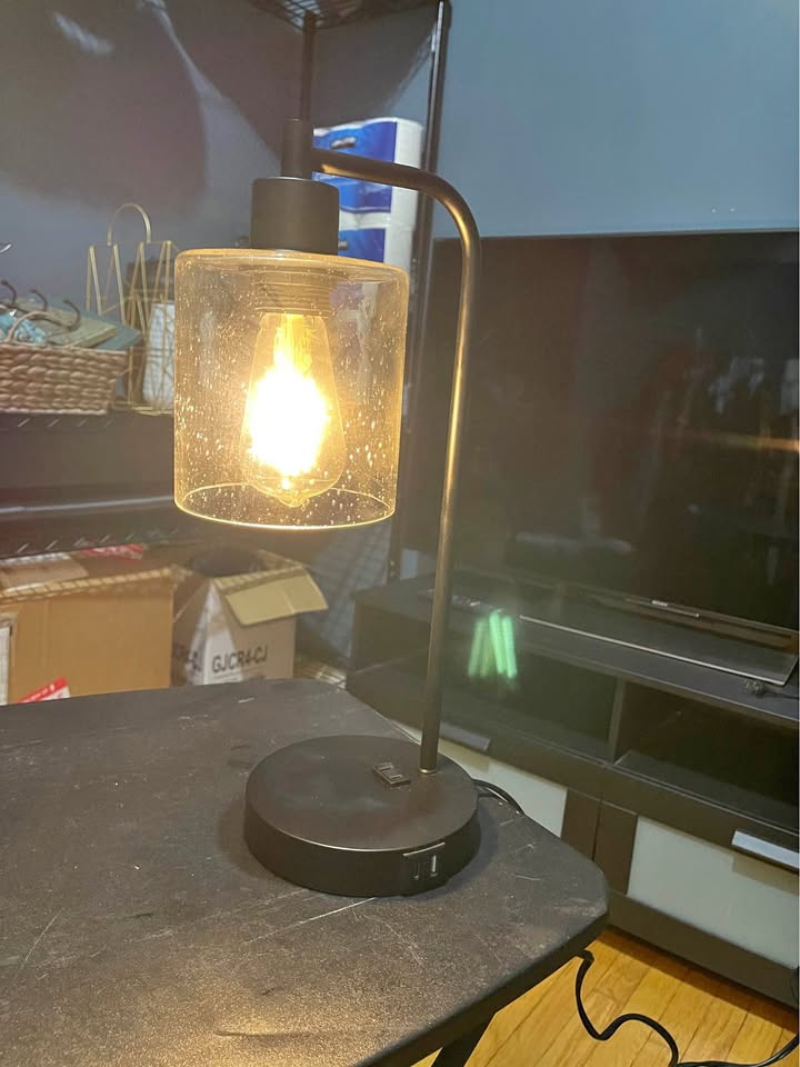 Touch Dmming Desktop Lamp - photo 2