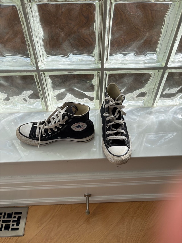 Black Converse