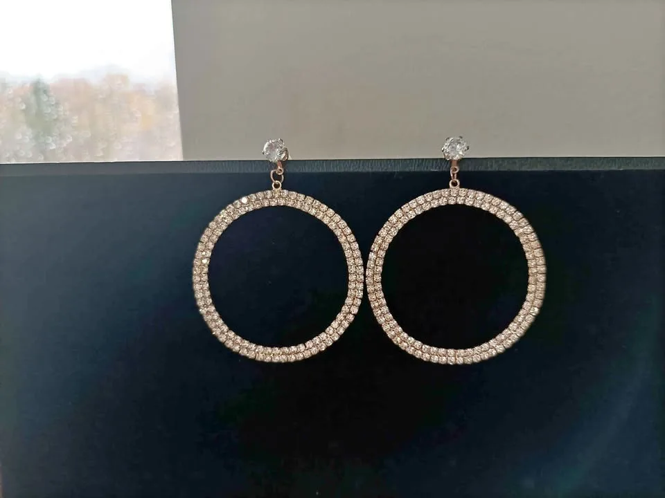 ‼️NEED GONE ASAP‼️ Fashion Earrings thumbnail