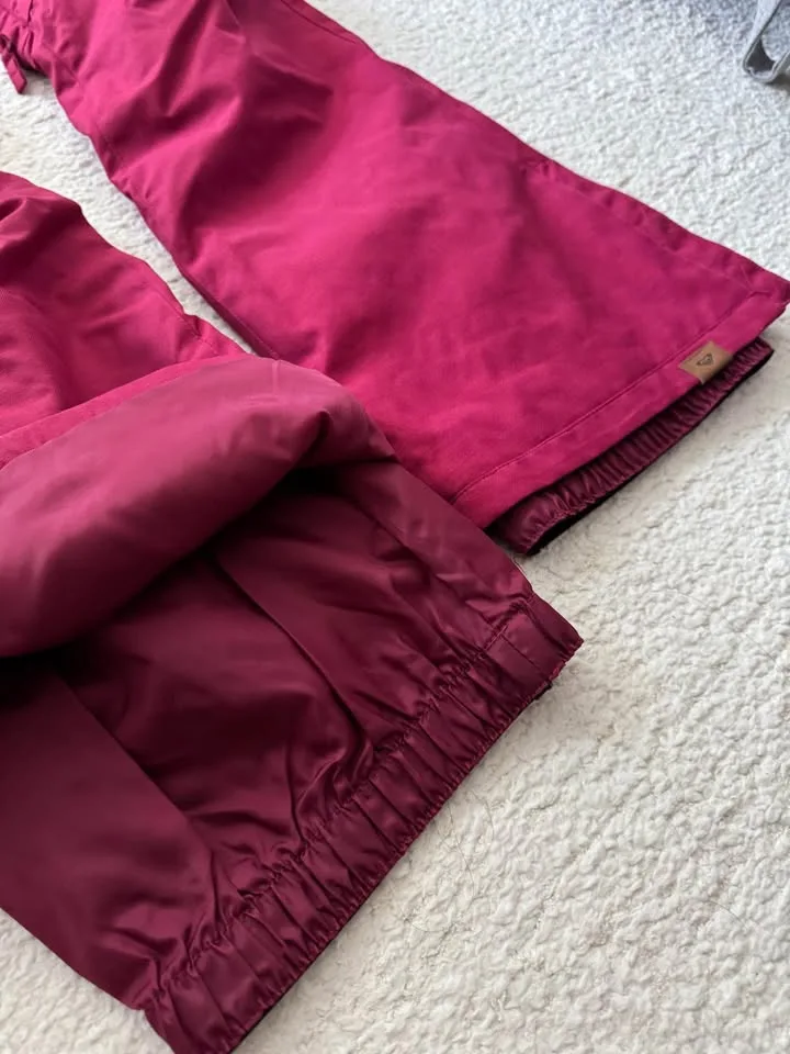 Roxy Women’s Ski/Snowboard Pants - Medium image indicator(2)
