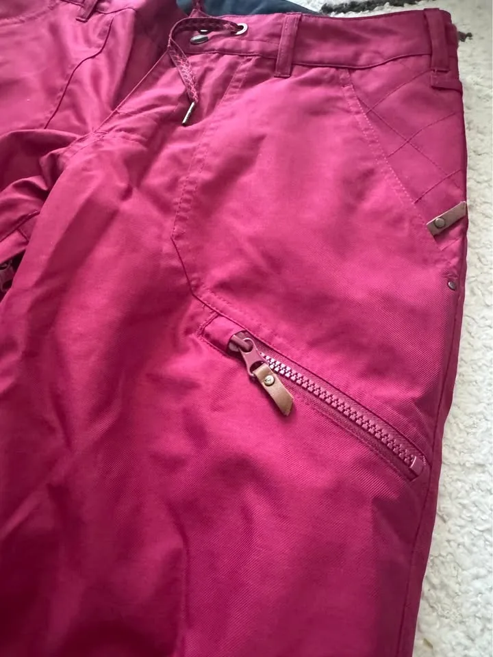 Roxy Women’s Ski/Snowboard Pants - Medium image indicator(4)