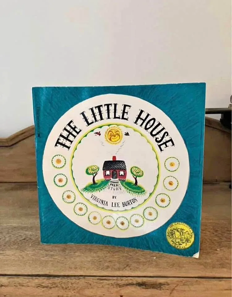 The Little House by Virginia Lee Burton Book