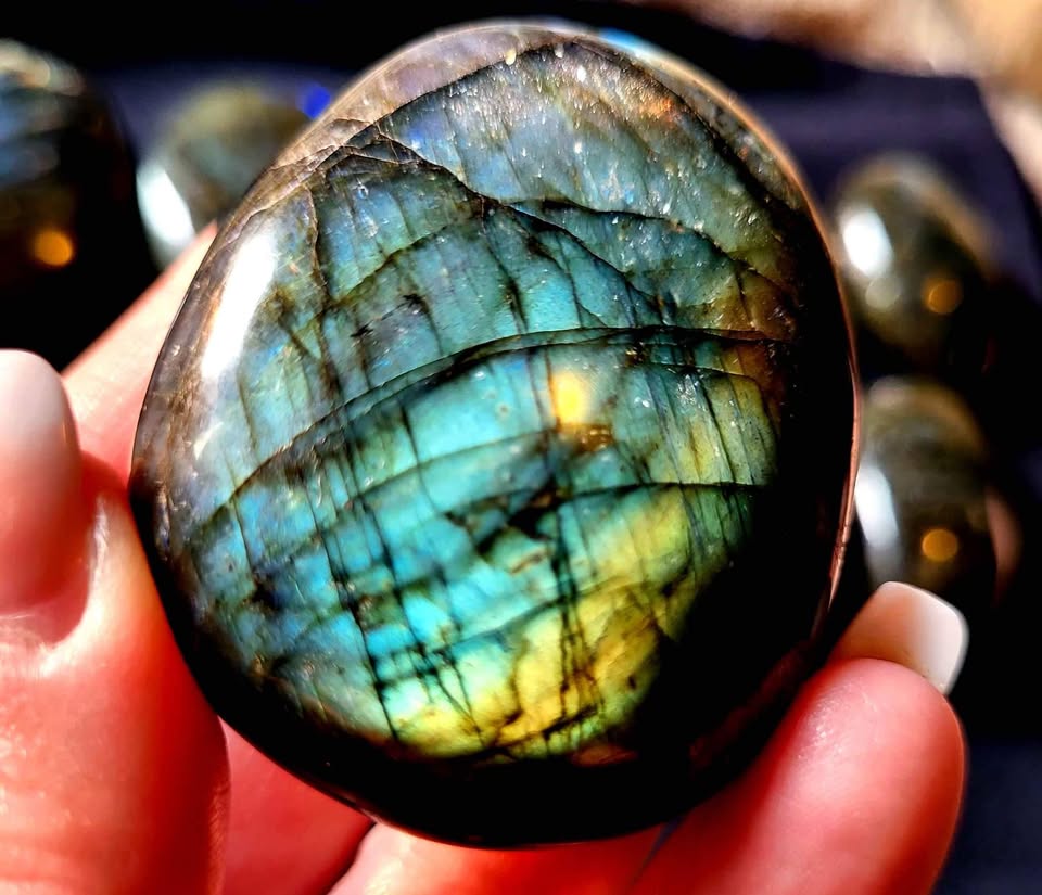 CRYSTALS - Labradorite Palms - High quality - - photo 3