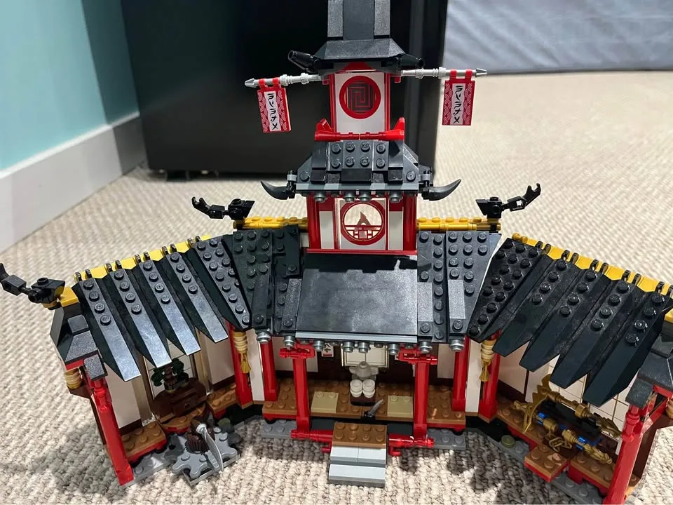 Lego 70670 monastery of Spinjitzu image indicator(3)