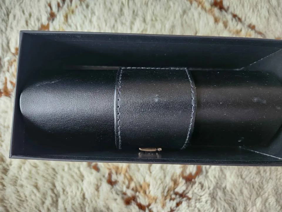 Brand New Versace Women's Sunglasses image indicator(2)