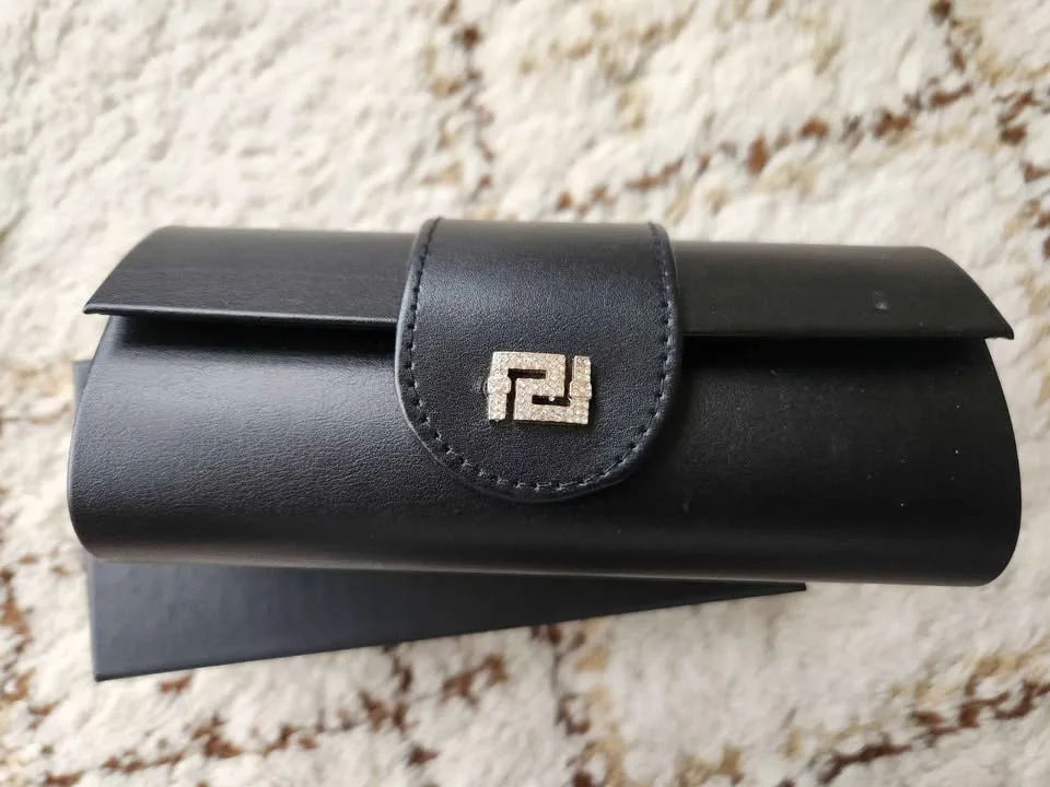 Brand New Versace Women's Sunglasses image indicator(3)