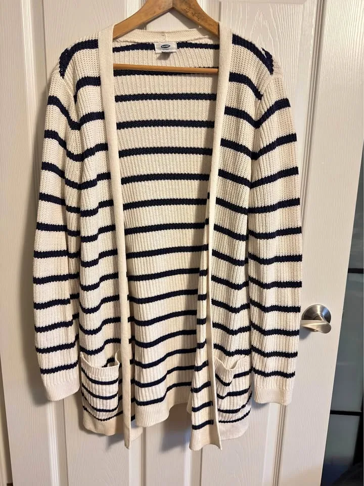 Women’s Old Navy Long Open-Front Sweater thumbnail