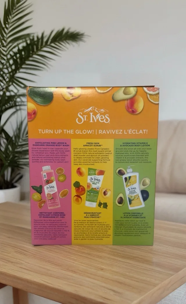 St.Ives 3 piece body care set image indicator(2)