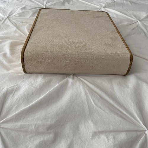 Umbra Jewelry Storage With Mirror - photo 3