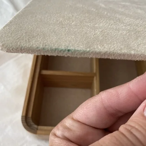 Umbra Jewelry Storage With Mirror image indicator(7)