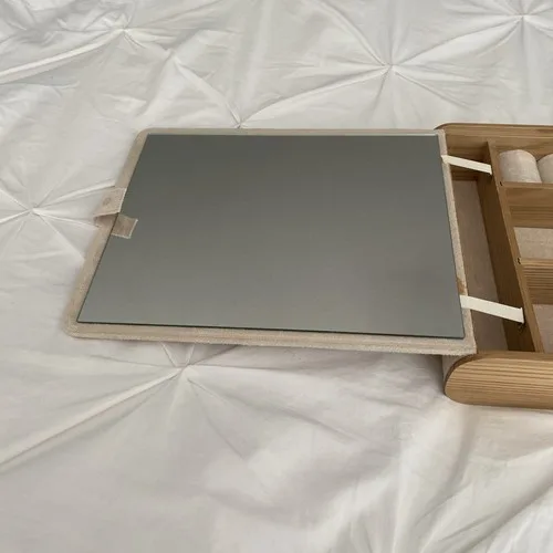 Umbra Jewelry Storage With Mirror image indicator(9)