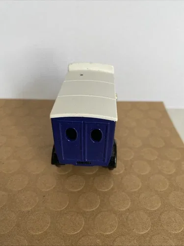 Lledo 1920 Tetley Tea Model T Ford Van image indicator(4)