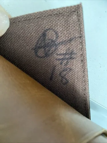 j crew leather wallet image indicator(6)